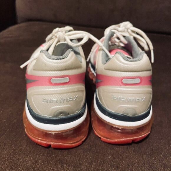 Excellent Pink White NIKE Air Max 2012 Womens 7 US 38 EUR Pink Gum bottoms - Picture 4 of 8